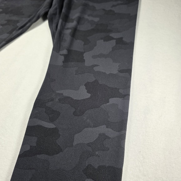 Womens Lululemon Camo Print Black/Grey Leggings Yoga Workout Gym Sz 12 - Picture 6 of 8